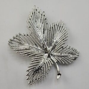 Sarah Coventry Silver Tone Leaf Pin Brooch Art Nouveau Style Vintage‎